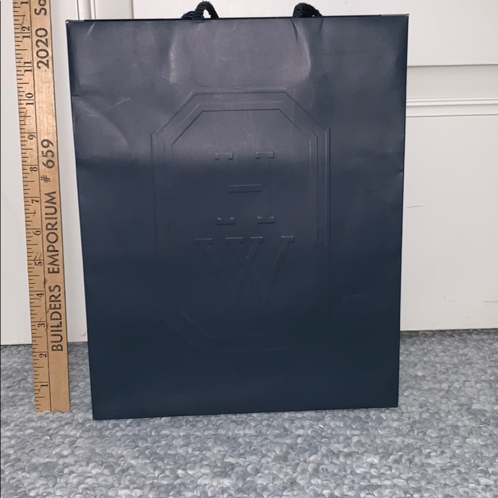 Harry Winston shopping bag navy